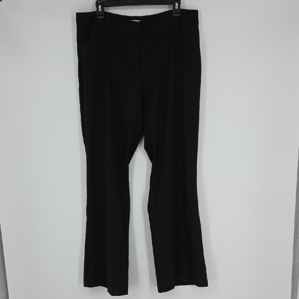 New York & Company Classic Black bootcut stretch pants size 14